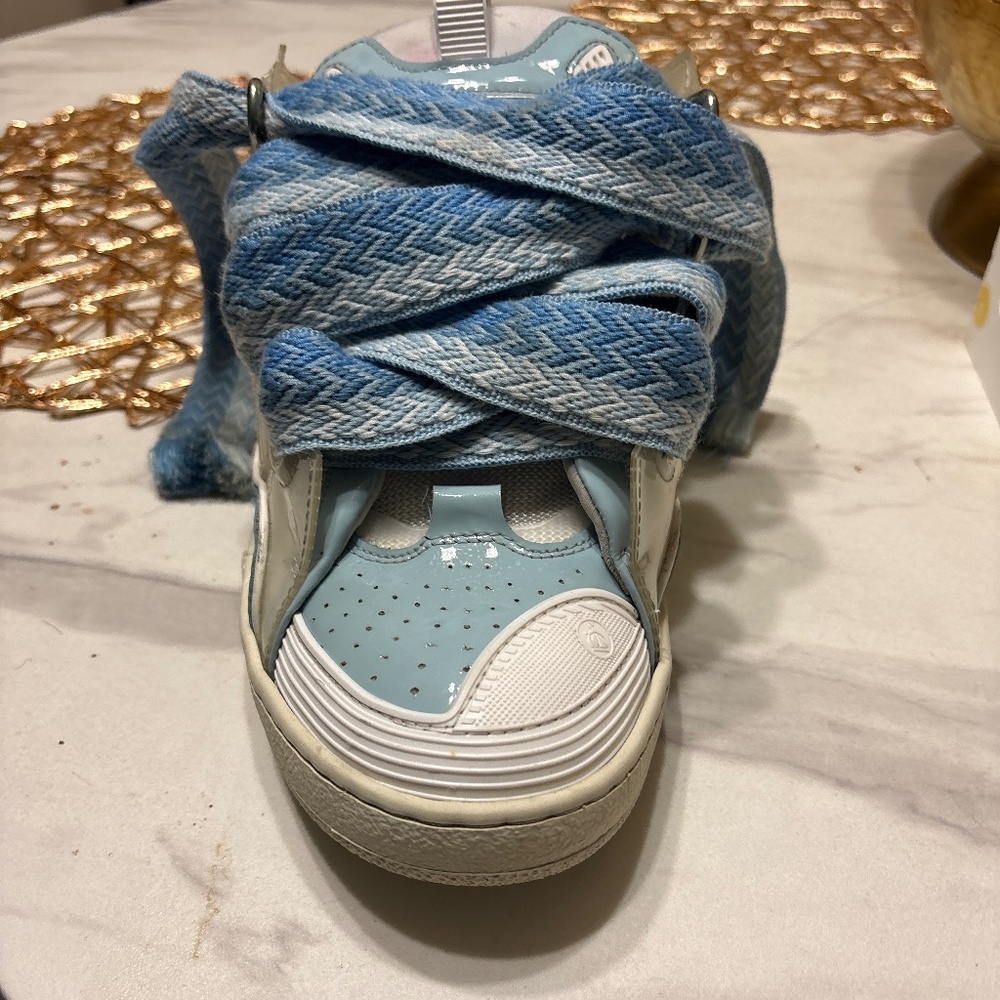 Lanvin curb light blue